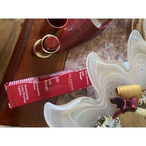 Clarins beautiful lipstick